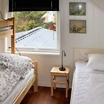 Сasa de vacaciones 9 Person In Lyngseidet