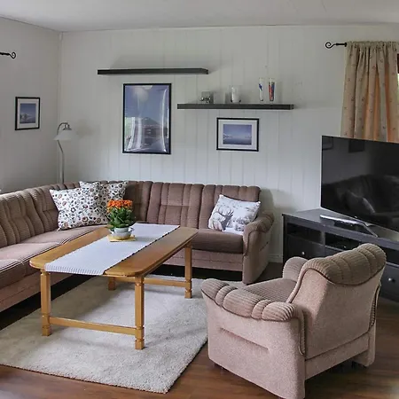 9 Person In 度假居