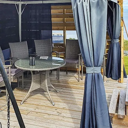 度假居 9 Person In 灵塞德